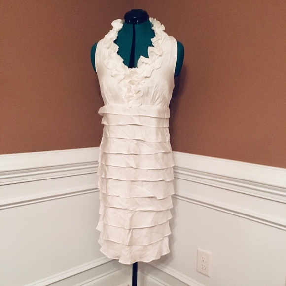Size 10 white dress - Picture 1 of 4